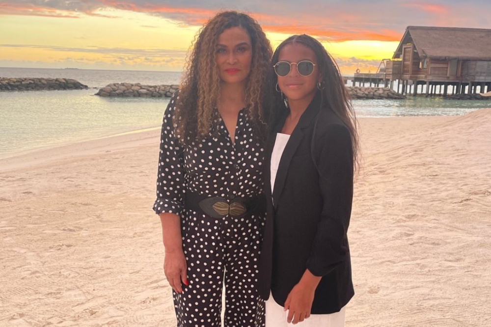 Tina Lawson and Blue Ivy on the beach