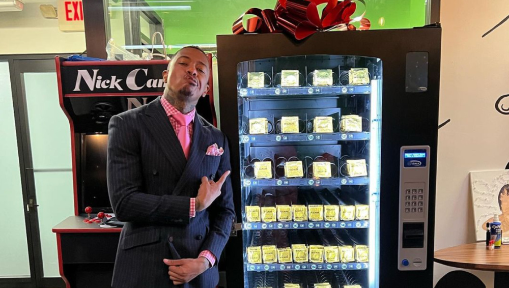 Kevin Hart gifts Nick Cannon A condom Vending Machine