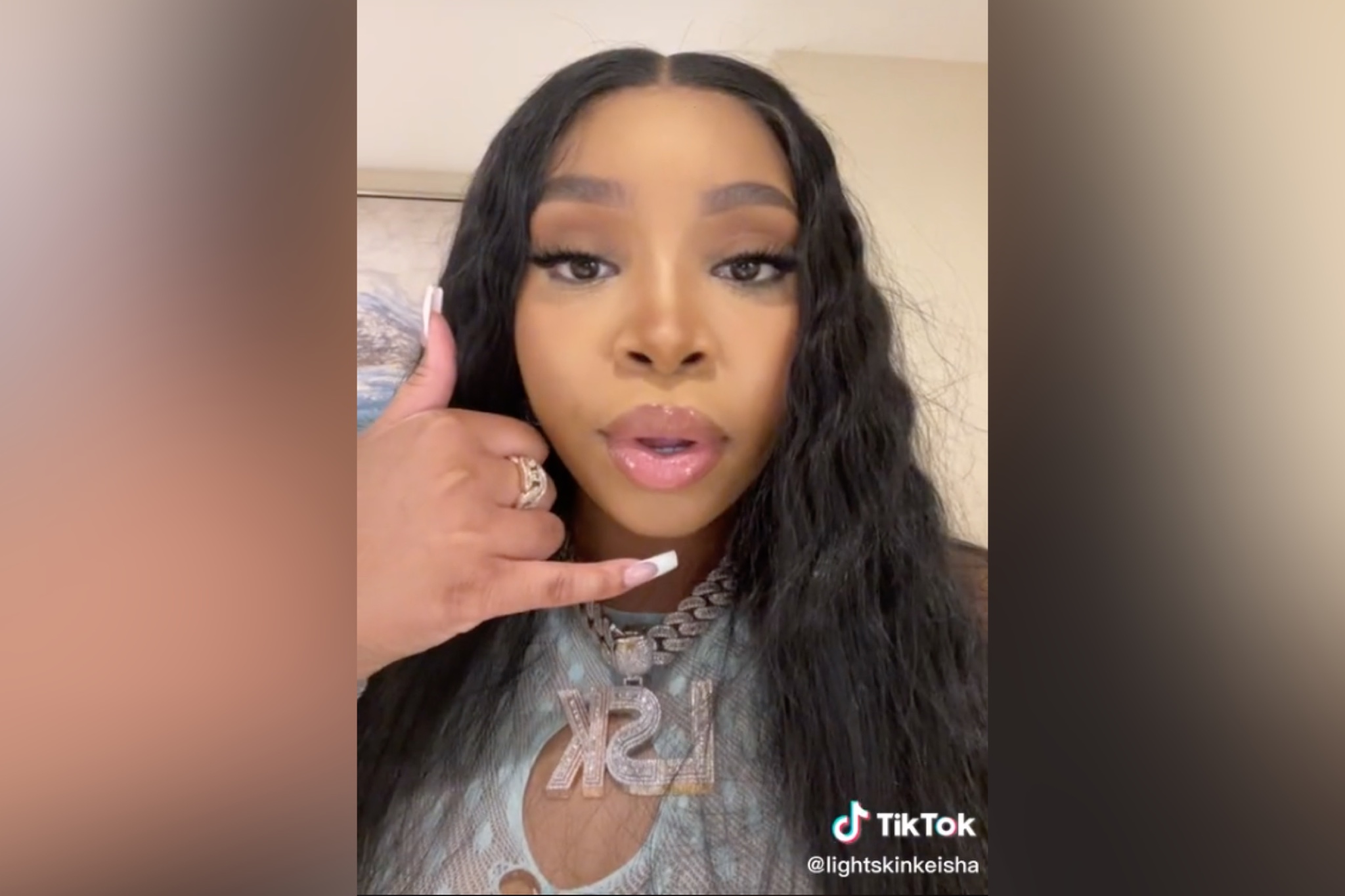LightSkinKeisha Makes It Clear When Her Man Calls She’s Out