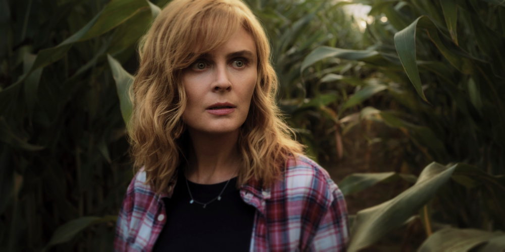 Emily Deschanel as Suzanne Mathis in episode 104 of Devil in Ohio