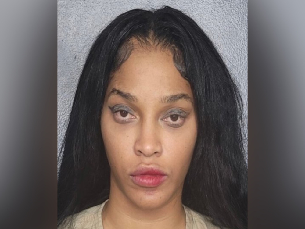 Joseline Hernandez Arrested Charged With 4 Counts Of Battery After Big 