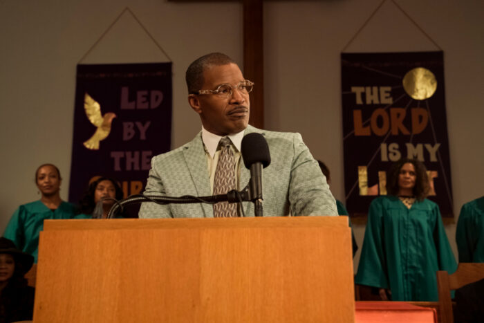 Jamie_Foxx_as_Willie_Gary_in_The_Burial_
