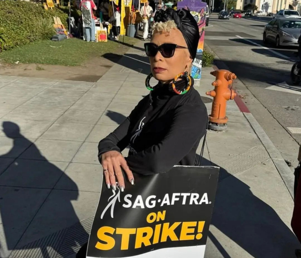 Valarie-Pettiford -SAG-AFTRA-actors-strike