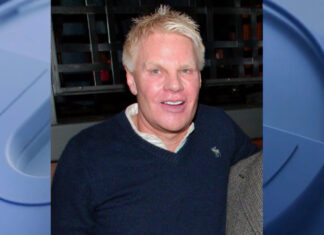 Former Abercrombie & Fitch CEO Mike Jeffries Arrested In FBI Sex Trafficking Investigation Former-Abercrombie-And-Fitch-CEO-Mike-Jeffries-Arrested-Sex-Trafficking