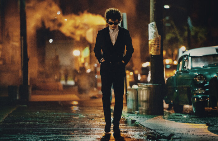 Timothee-Chalamet-as-Bob-Dylan