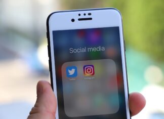 Dating In The Digital Age: The Influence Of Social Media & Co. On Relationships