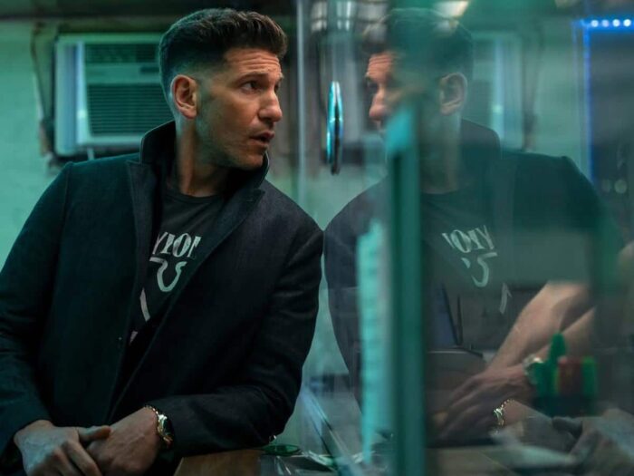 Jon-Bernthal-The-Accountant-2