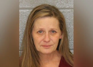 Robin Deaton Arrested For Attempted Murder After Locking Boyfriend In Storage Unit For Days Robin-Deaton-Arrested-Attempted-Murder-Locking-Boyfriend-Storage-Unit-Days