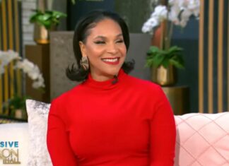 Teedra Moses On Phylicia Rashad Comparisons: ‘I Look Like My Mama’ Teedra-Moses-Phylicia-Rashad-Tamron-Hall-Show