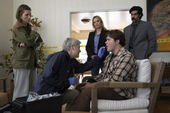 Jessica Biel, Kim Dickens, Maxwell Acee Donovan, and Bobby Naderi in The Better Sister on Prime Video.