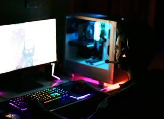 10 Advanced FPS Gaming Strategies for Dominating In 2025 Gamer using advanced strategies in a futuristic first-person shooter game in 2025