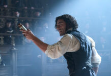 Guillermo del Toro Unleashes Teaser Trailer For Netflix’s ‘Frankenstein’ Starring Oscar Isaac Oscar Isaac as Victor Frankenstein in Guillermo del Toro’s Netflix film "Frankenstein"