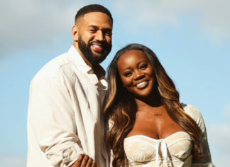 ‘Love Is Blind’ Stars AD Smith & Ollie Sutherland Reveal Pregnancy In Sweet Video Announcement AD and Ollie from Love Is Blind share pregnancy news with ultrasound photos and baby bump