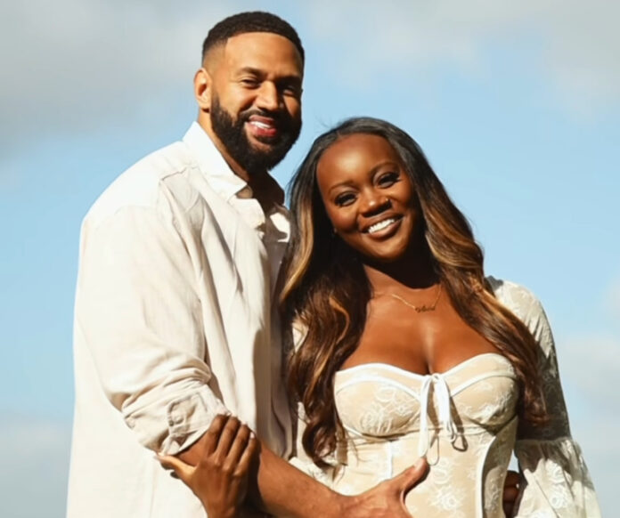 AD and Ollie from Love Is Blind share pregnancy news with ultrasound photos and baby bump