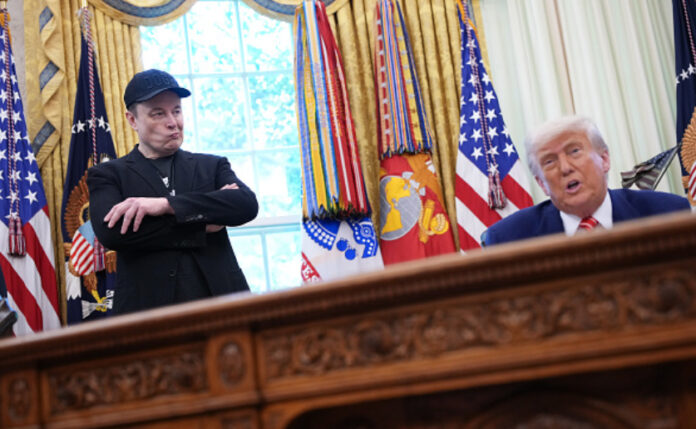 elon-musk-donald-trump-feud Elon Musk blasts Donald Trump via social media