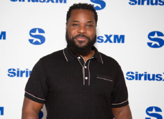 Malcolm-Jamal Warner, Beloved ‘Cosby Show’ Star, Has Passed Away At 54 Malcolm-Jamal Warner at a red carpet event, beloved for his role as Theo Huxtable on The Cosby Show, passes away at 54.