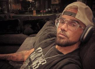 Shemar Moore Blasts Stan Who Issued Death Threats To His Family Shemar Moore speaks out on Instagram about threats made to his family