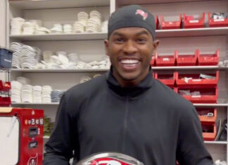 Shilo Sanders Waived By Buccaneers After Preseason Ejection Shilo Sanders has been waived by the Tampa Bay Buccaneers after his preseason ejection for throwing a punch.