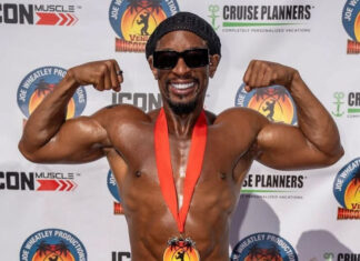 Lil Jon, 54, Flexes His Way To 3rd Place At Muscle Beach Fitness Competition Lil Jon shows off his muscles at the Muscle Beach fitness competition in Los Angeles.