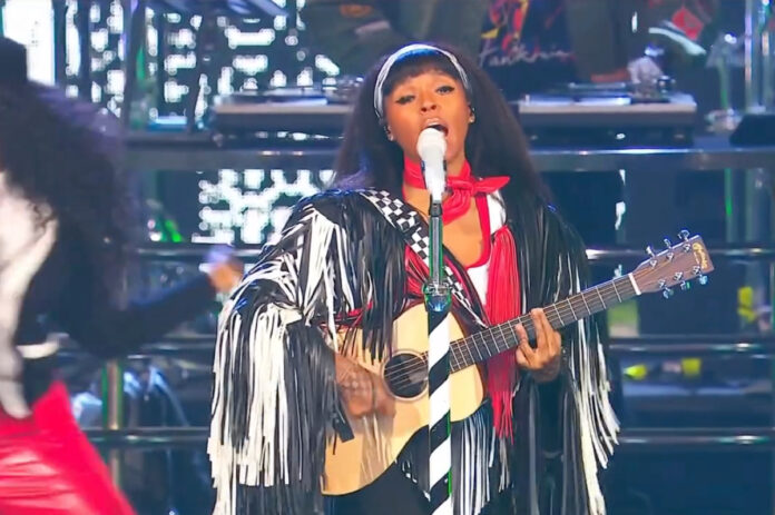 Janelle Monáe reveals André 3000 told her to “have fun” before performing “Hey Ya” at Outkast’s Rock & Roll Hall of Fame induction.