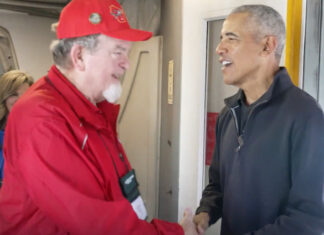 Barack Obama Honors Heroes With Heartfelt Surprise To Celebrate Veterans Day Barack Obama surprised Korean and Vietnam War veterans on an Honor Flight to D.C., delivering heartfelt thanks ahead of Veteran’s Day.