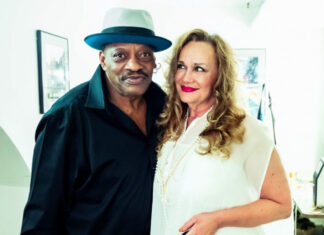Alexander O’Neal & Wife Hospitalized After Fire Destroys Their Burnsville Home Alexander O’Neal and his wife Cynthia were hospitalized after a devastating Burnsville apartment fire.