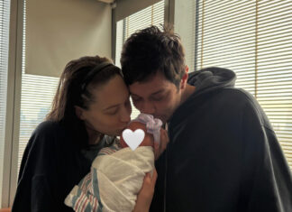 Pete Davidson Welcomes Baby Girl Scottie Rose With Girlfriend Elsie Hewitt Pete Davidson is officially a dad! The comedian welcomes baby girl Scottie Rose with girlfriend Elsie Hewitt and shares a heartfelt new chapter.