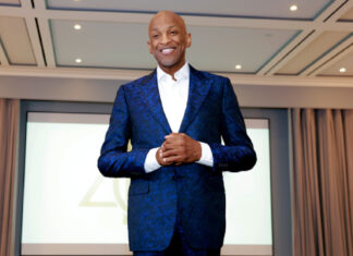 Donnie McClurkin Accused Of Sexual Abuse In New York Lawsuit, Alleged ‘Apology’ Email Revealed Donnie McClurkin faces sexual abuse allegations in a New York lawsuit citing an alleged apology email.