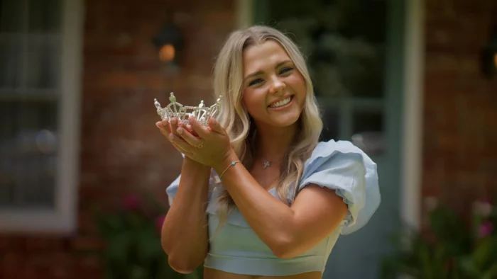 Mothers and daughters preparing for sorority rush in A Sorority Mom’s Guide To Rush on Disney+