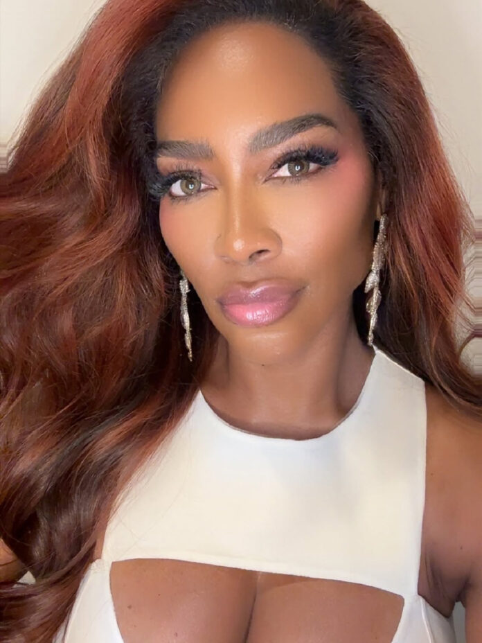 Kenya Moore shares Instagram statement denying unpaid rent claims and discussing ongoing lawsuit with landlord.