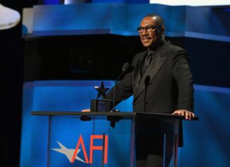 Eddie Murphy Honored With AFI Life Achievement Award As Star-Studded Tribute Heads To Netflix Eddie Murphy attends the AFI Life Achievement Award Gala Tribute at the Dolby Theatre in Hollywood, April 2026
