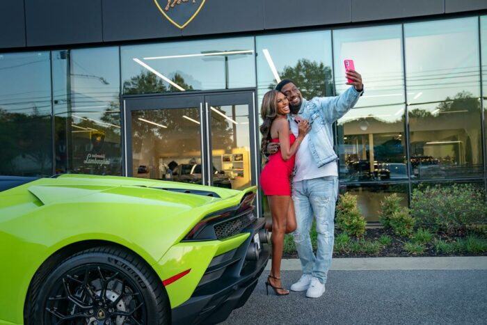 Sydney Winbush as Regina and Richard T. Jones as Mike in "Why Did I Get Married Again?" on Netflix.
